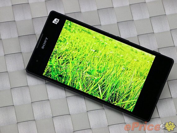 Новые фотографии смартфона Sony Xperia T2 Ультра - изображение 7